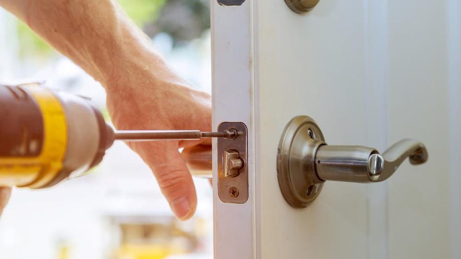 Keys and Locksmiths: The Ultimate Guide to Finding Professional Help in an Locksmiths Emergency In Swords Dublin.